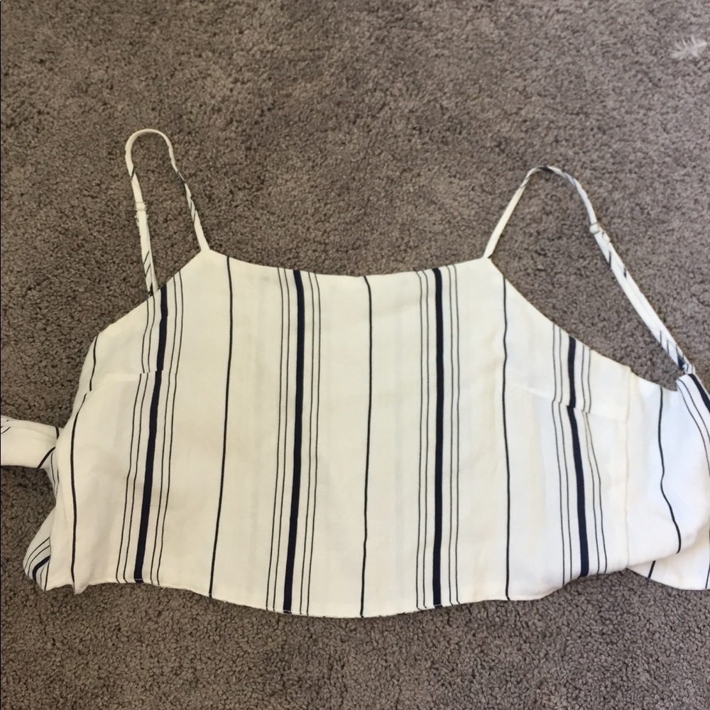 Brandy Melville tie back tank